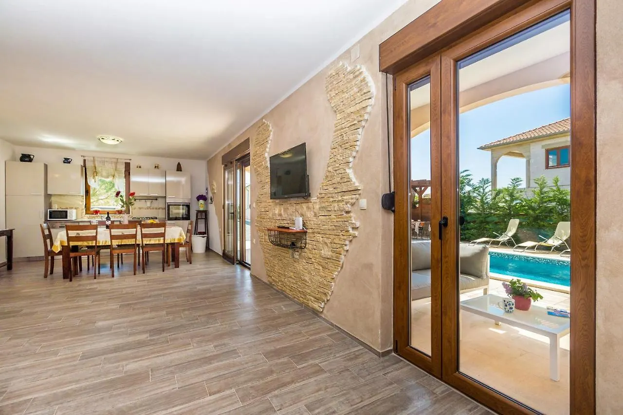 Villa Dijana East Linardići